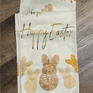Adorable Happy Easter PEEPS Table Runner